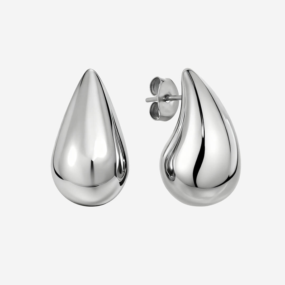 Willow Teardrop Stud Earrings - Silver