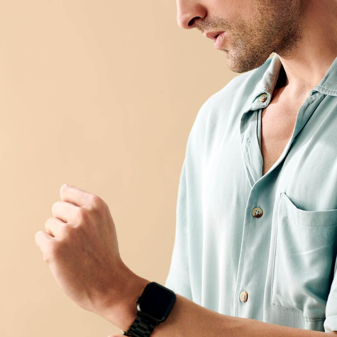 Classic Stainless Steel Apple Watch Band in Space Black The